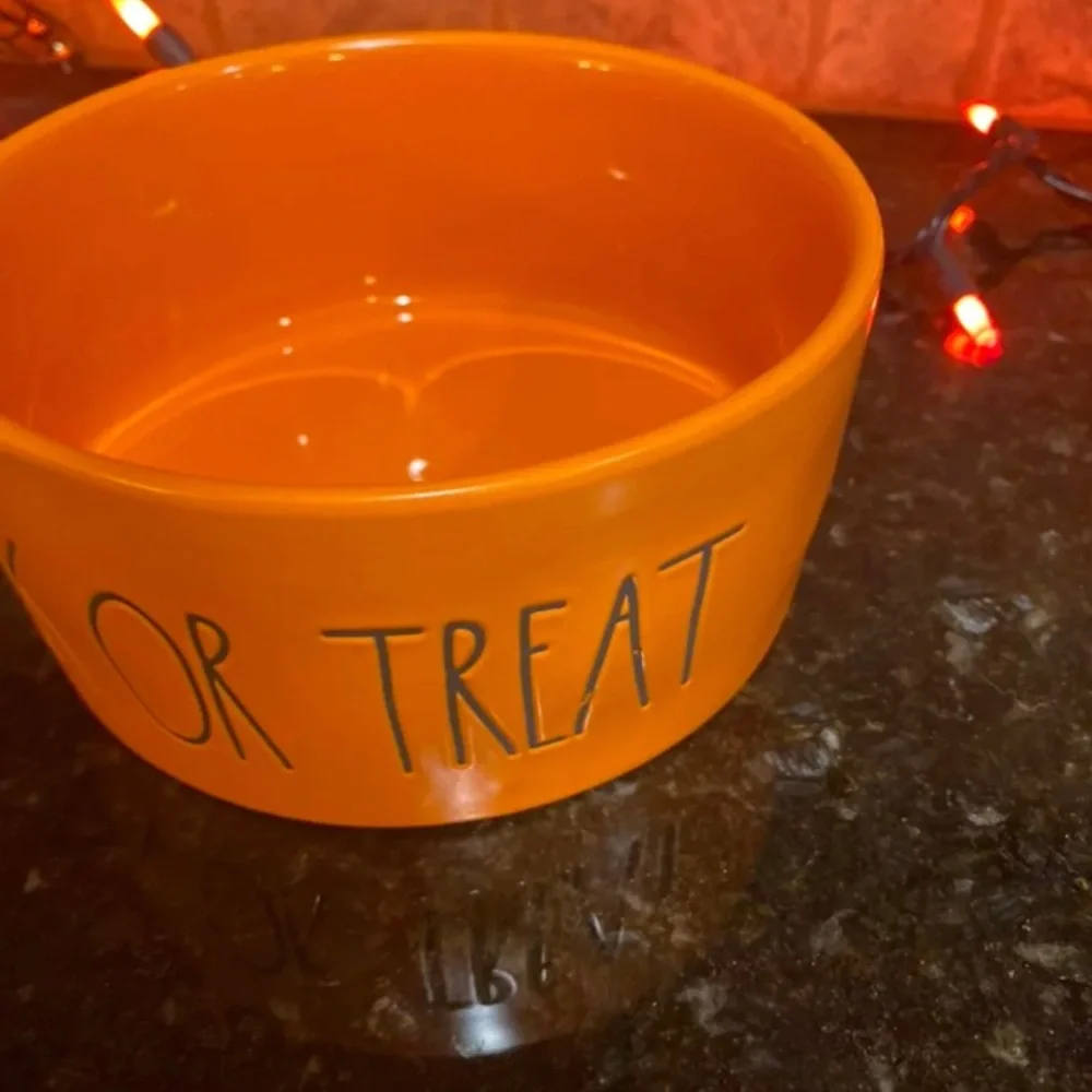 New Rae Dunn‎ lick or treat Halloweel Dog Bowl